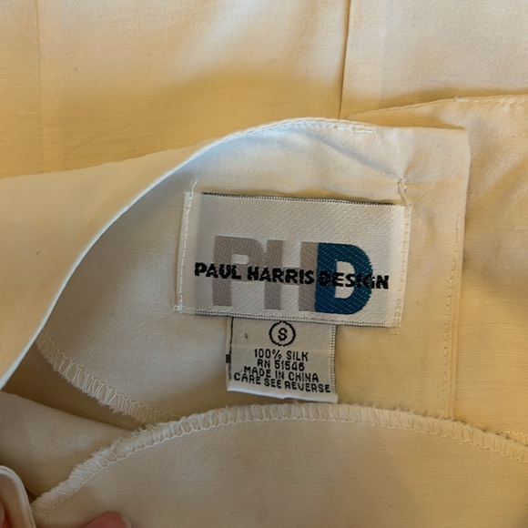 Vintage 100% Silk Blouse with Button-Up Back - Picture 3 of 7